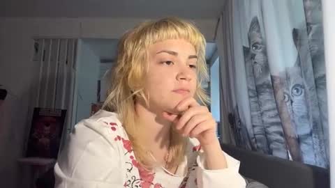 Snapshot of christiechorney chatting on 06/17/26, 01:01 christiechorney online show from 06/17/26, 01:01