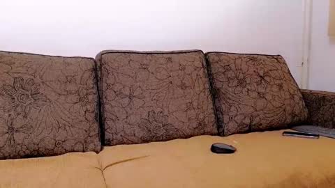 Snapshot of christihanson chatting on 11/14/25, 07:51 christihanson online show from 11/14/25, 07:51