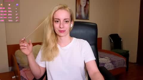 christihanson online show from 07/15/26, 10:59