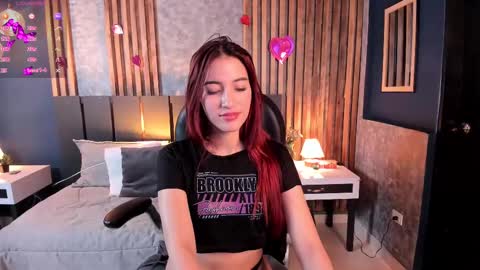 Snapshot of christina_johns chatting on 02/24/25, 03:20 Hi Im Christina. . Dont forget to follow me to have me close to you   online show from 02/24/25, 03:20