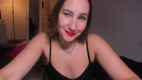 Snapshot of christina_rosse chatting on 11/08/25, 03:34 christina rosse online show from 11/08/25, 03:34