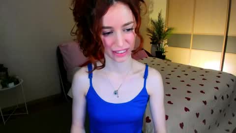 Snapshot of christinaconteeree chatting on 06/06/26, 07:51 christinaconteeree online show from 06/06/26, 07:51