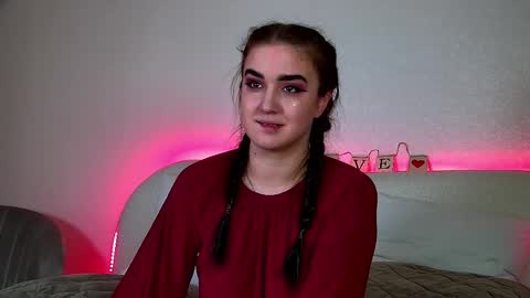 Christina online show from 02/18/25, 12:48