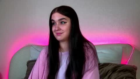 Christina online show from 02/25/25, 04:03