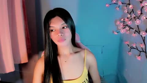 Snapshot of christine_slutt chatting on 09/11/25, 06:35 STEFFY online show from 09/11/25, 06:35