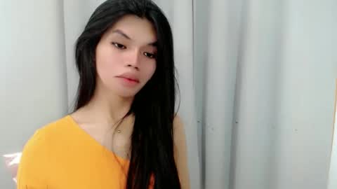 Snapshot of christine_slutt chatting on 11/16/25, 12:27 STEFFY online show from 11/16/25, 12:27