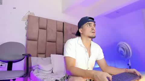 christopher online show from 05/28/26, 07:11
