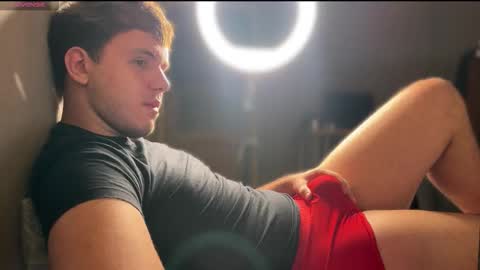 Christopher online show from 09/18/25, 05:04