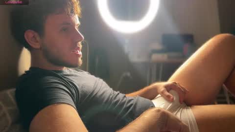 Christopher online show from 10/04/25, 03:54