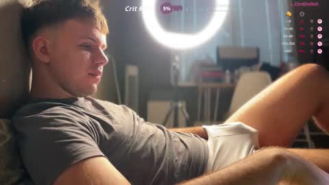 Christopher online show from 12/05/25, 09:40