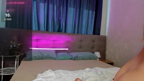 hristy3 online show from 02/17/25, 07:04