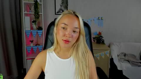 hristy3 online show from 09/29/25, 11:53