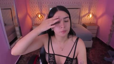 Snapshot of christy_teigen chatting on 10/24/25, 07:21 CHRISTY online show from 10/24/25, 07:21