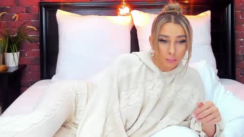 Snapshot of christyna_ross chatting on 02/04/25, 11:49 christyna_ross online show from 02/04/25, 11:49