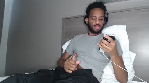 Snapshot of chrisvacherx chatting on 02/19/25, 05:49 ChrisVacherx online show from 02/19/25, 05:49