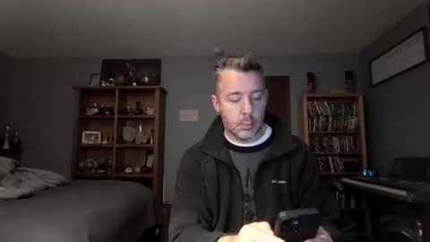 Snapshot of chrisw8121 chatting on 11/27/25, 10:45 chrisw8121 online show from 11/27/25, 10:45