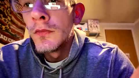 Snapshot of chriswells062590 chatting on 02/15/26, 03:58 chriswells062590 online show from 02/15/26, 03:58