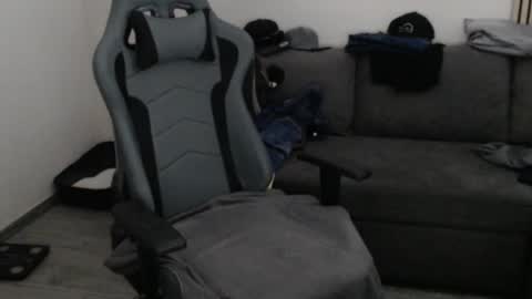 Chrizz online show from 04/09/26, 04:12