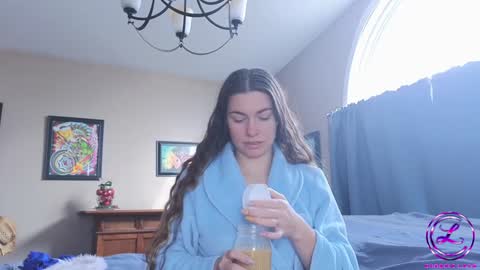 Snapshot of chroniclove chatting on 12/13/24, 04:16 Marley online show from 12/13/24, 04:16