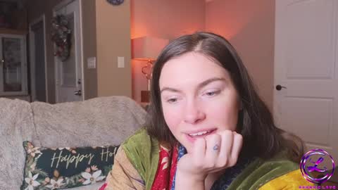 Snapshot of chroniclove chatting on 01/21/25, 04:32 Marley online show from 01/21/25, 04:32