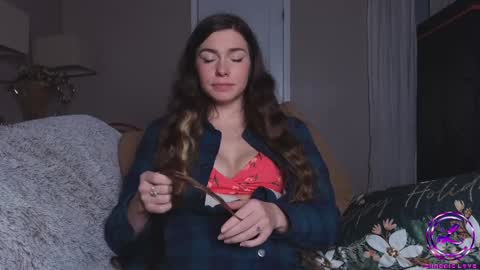 Snapshot of chroniclove chatting on 01/25/25, 02:26 Marley online show from 01/25/25, 02:26