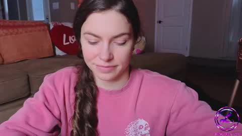 Snapshot of chroniclove chatting on 02/15/25, 10:31 Marley online show from 02/15/25, 10:31