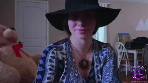 Snapshot of chroniclove chatting on 02/28/25, 09:23 Marley online show from 02/28/25, 09:23