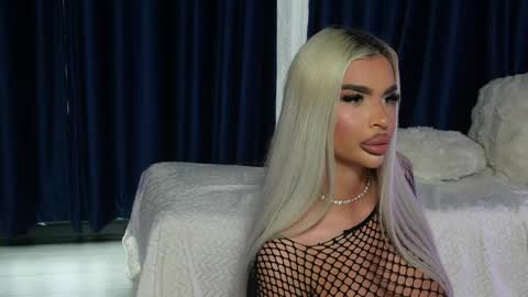 Chrystal online show from 05/07/26, 04:01