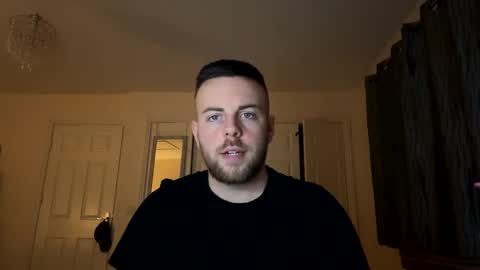 Snapshot of chubbybrit55 chatting on 12/20/24, 06:02 chubbybrit55 online show from 12/20/24, 06:02