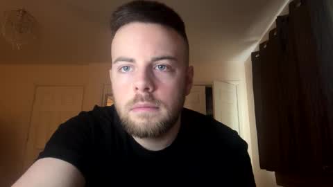 Snapshot of chubbybrit55 chatting on 12/22/24, 12:27 chubbybrit55 online show from 12/22/24, 12:27