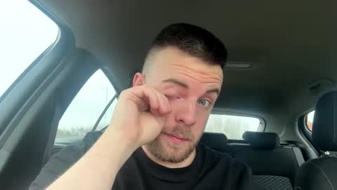 Snapshot of chubbybrit55 chatting on 01/04/25, 09:32 chubbybrit55 online show from 01/04/25, 09:32