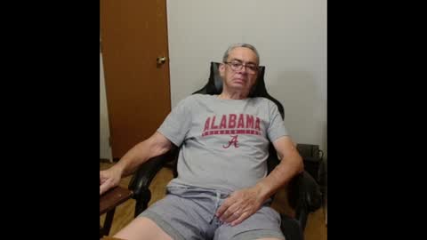 Snapshot of chubbyguy00054 chatting on 02/09/25, 02:38 chubbyguy00054 online show from 02/09/25, 02:38