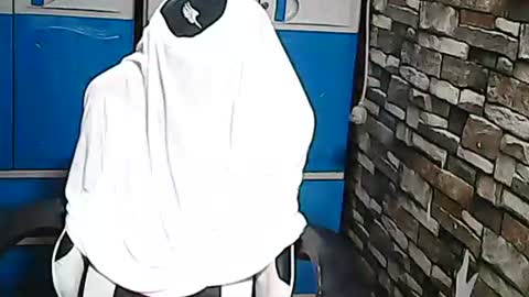 Snapshot of chubbylove_123 chatting on 09/11/25, 11:32 chubbylove_123 online show from 09/11/25, 11:32