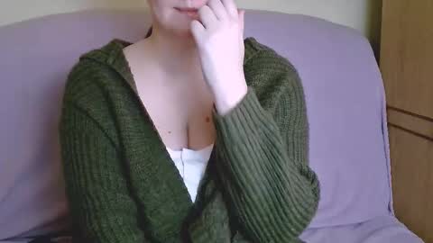 Maia online show from 03/03/25, 12:27