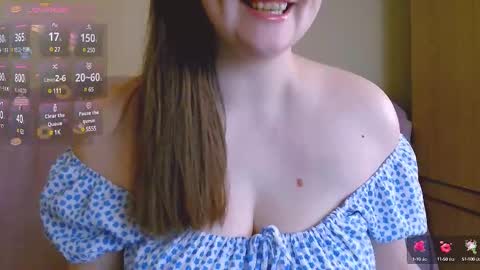 Maia online show from 03/12/25, 09:12