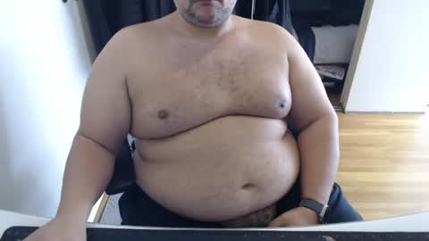 Snapshot of chubbyvix chatting on 11/03/25, 07:15 AstorYvr online show from 11/03/25, 07:15