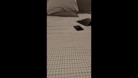 AstorYvr online show from 03/05/26, 05:58