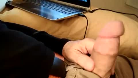 Snapshot of chusho chatting on 10/09/25, 04:10 Im so cute online show from 10/09/25, 04:10