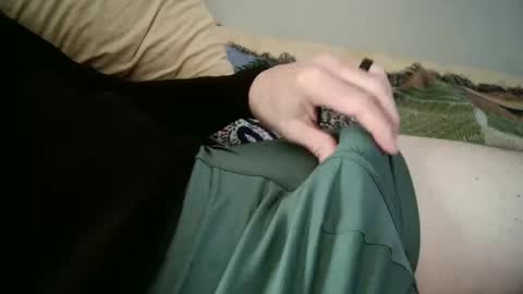 Snapshot of chusho chatting on 10/17/25, 03:10 Im so cute online show from 10/17/25, 03:10