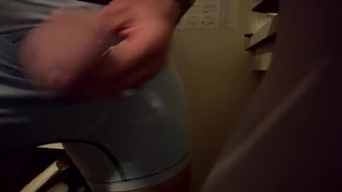 Snapshot of chusho chatting on 10/28/25, 01:47 Im so cute online show from 10/28/25, 01:47