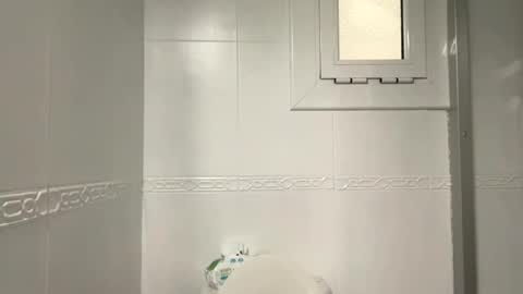 Snapshot of chusterplace1 chatting on 02/16/25, 12:54 Chuster online show from 02/16/25, 12:54