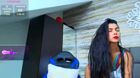 ...   ... online show from 02/20/25, 09:55