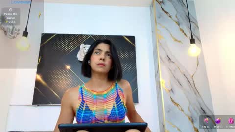 ...   ... online show from 09/18/25, 05:09