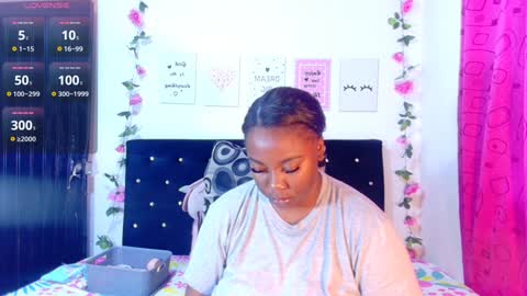 ciaraebonyxxx online show from 12/29/24, 08:22