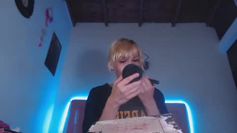 cicimom online show from 01/07/26, 05:10