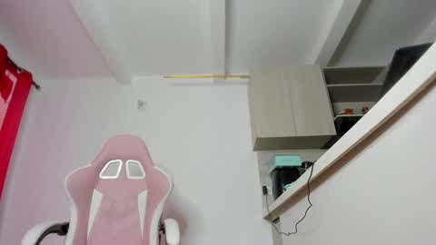 Sara INSTAGRAM SARARENDON7798 online show from 12/26/24, 11:54