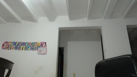 Snapshot of cielonoir04 chatting on 06/05/26, 04:30 Cielo Noir online show from 06/05/26, 04:30
