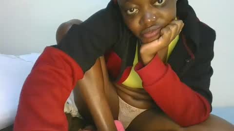 Snapshot of cilia_petite chatting on 01/08/26, 02:52 cilia petite online show from 01/08/26, 02:52