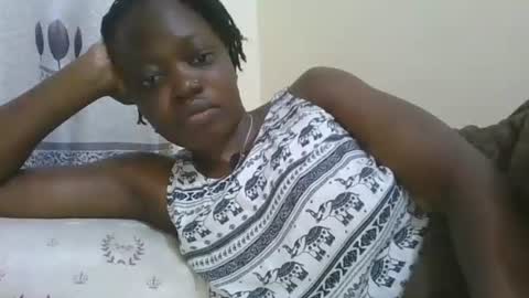 Snapshot of cilia_petite chatting on 02/16/26, 11:28 cilia petite online show from 02/16/26, 11:28