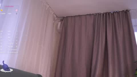   L  online show from 04/27/26, 01:58